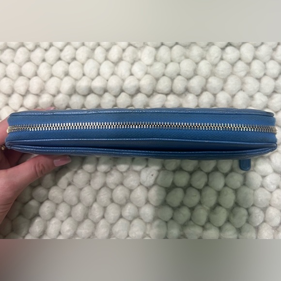 Chanel Caviar Quilted L Gusset Zip Around Wallet Blue - Picture 8 of 13